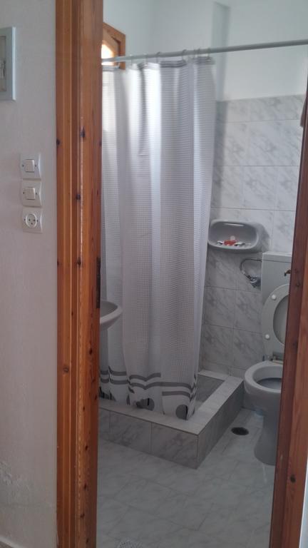 Apartment Vrohaki & *